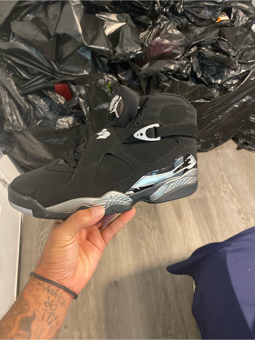 Jordan Black and White Retro 8 “Chrome “Style Sneakers - Picture 3 of 3
